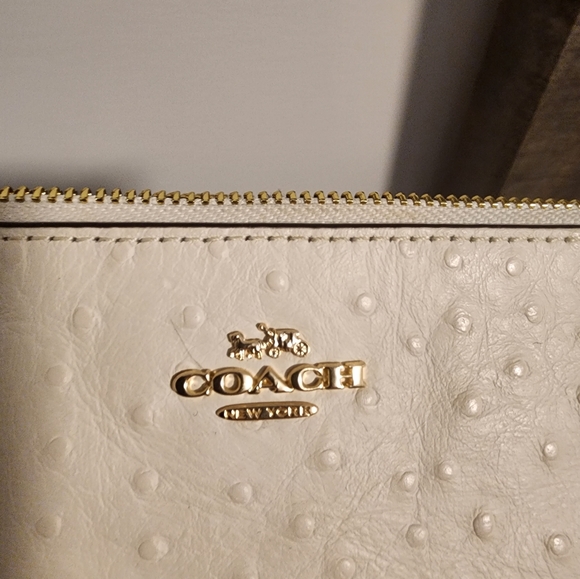 Coach ostrich wristlet - Picture 3 of 5